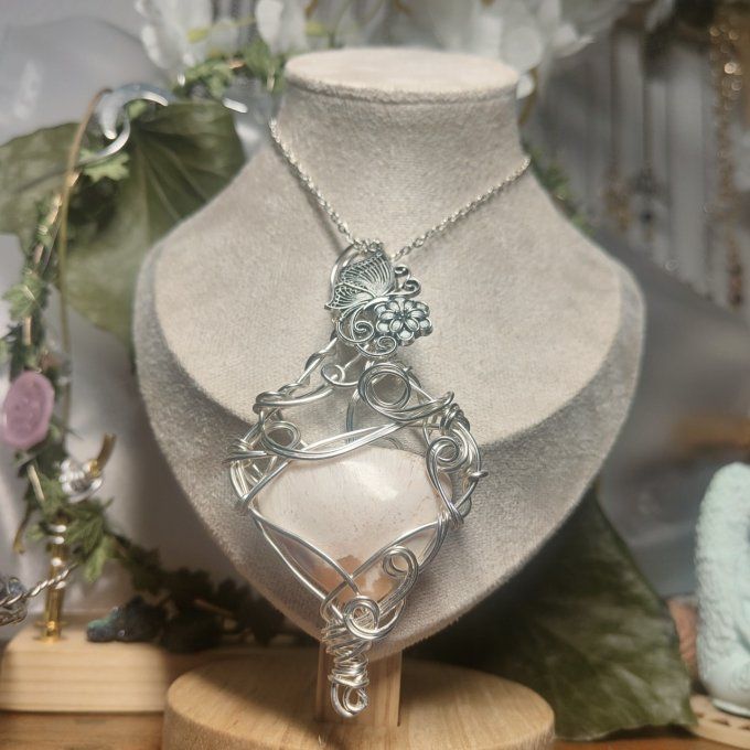 Scolecite rose La pierre de l’amour inconditionnel et de l’harmonie intérieure   ✨