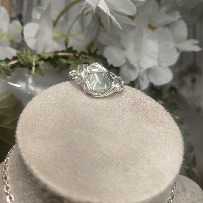 Fluorite Verte - bague courrone: ✨Clarté, Protection et Équilibre Émotionnel✨ 