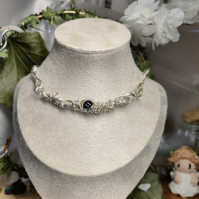 Collier Charms Diopside black star , pierre des larmes
