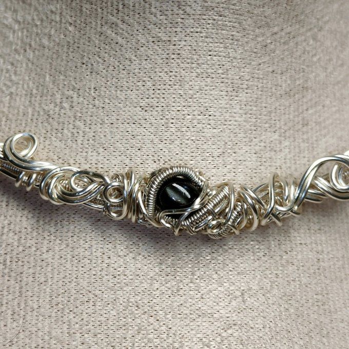 Collier Charms Diopside black star , pierre des larmes