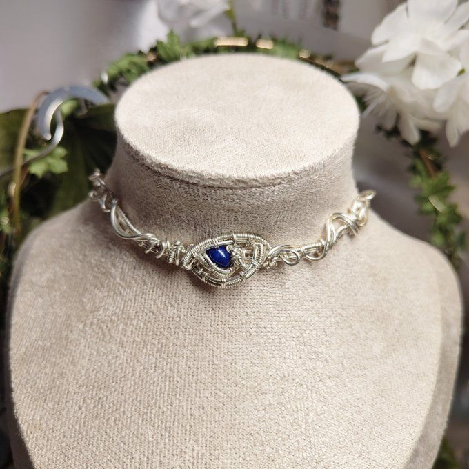 Colliers Charms  lapis Lazuli : la pierre divine