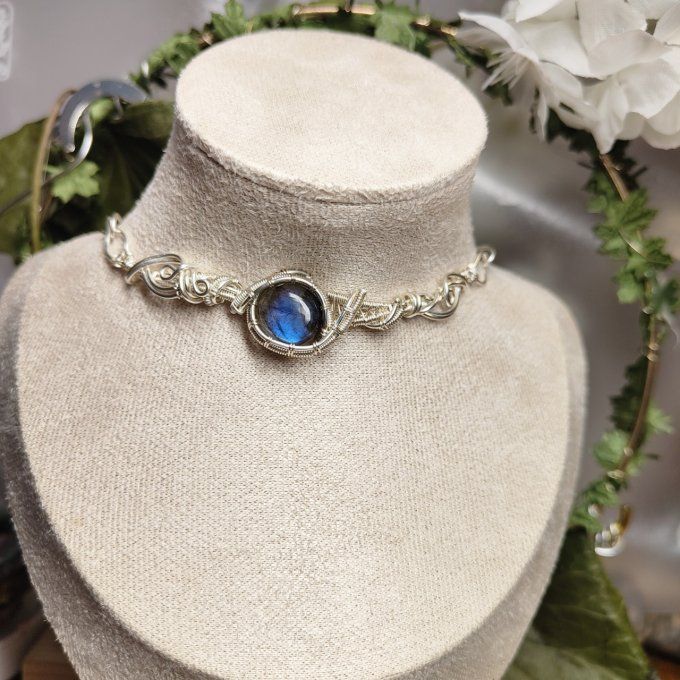 Collier Charms labradorite bleu : pierre de beauté