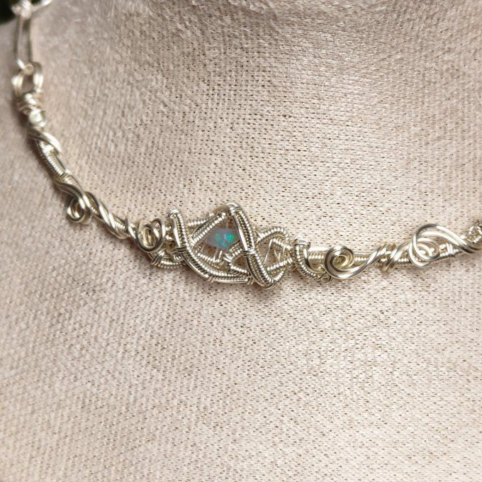 Collier Charms opale violette :pierre du renouveau