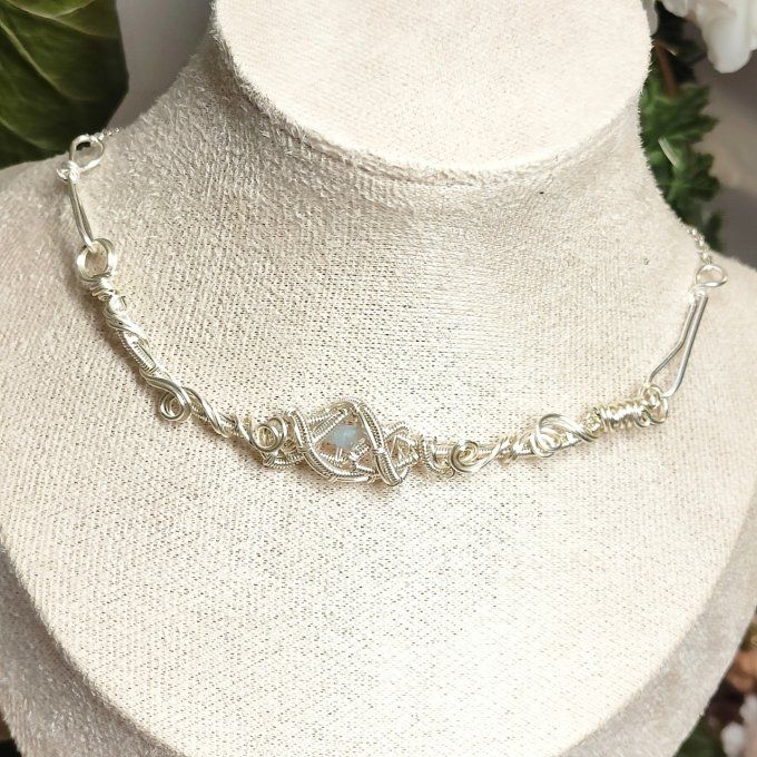Collier Charms opale violette :pierre du renouveau