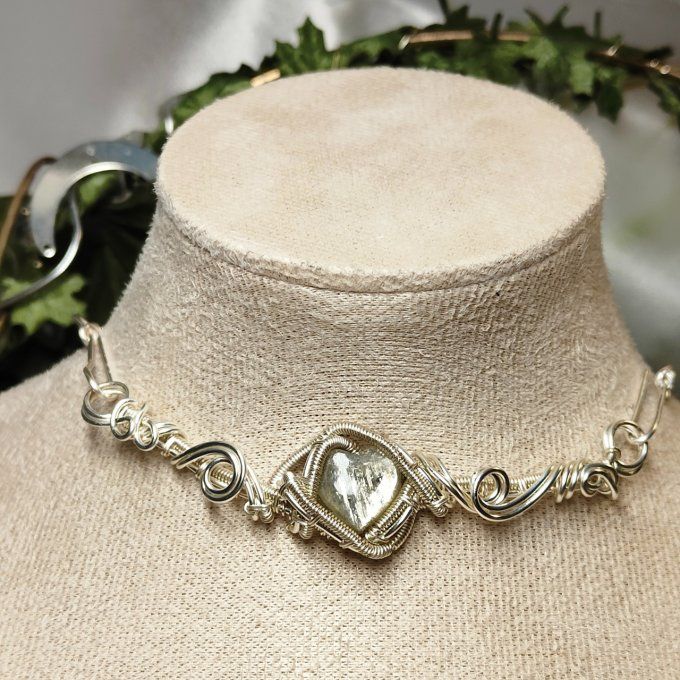 Collier Charms mica doré , pierre d'or 