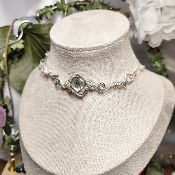 Collier Charms mica doré , pierre d'or 