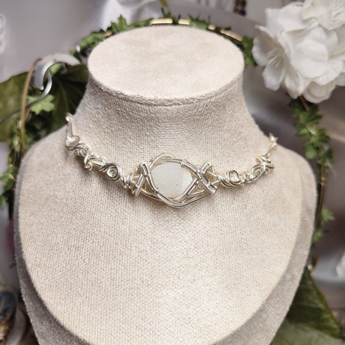Collier agate druzy blanche 