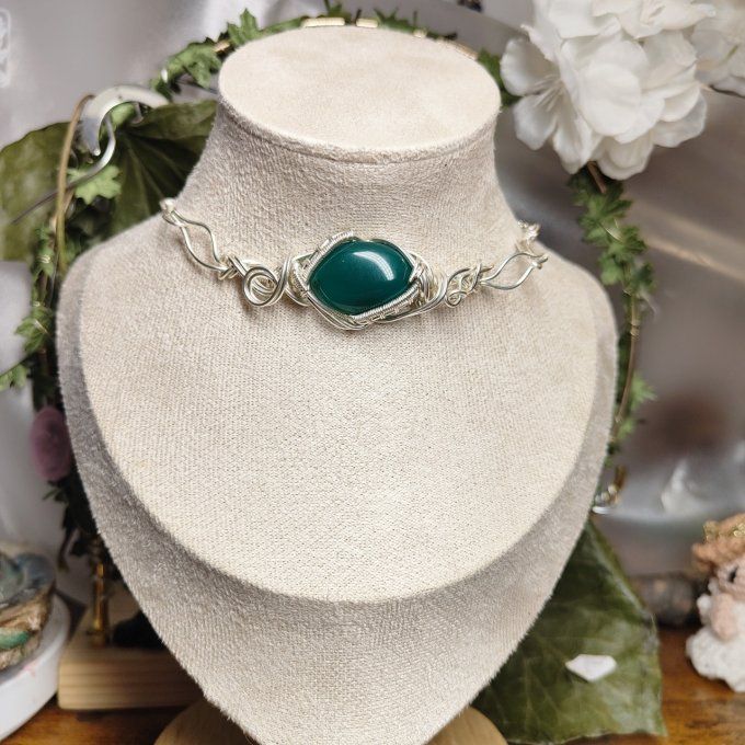 Collier Charms  Onyx verte :pierre des cœurs bléssés