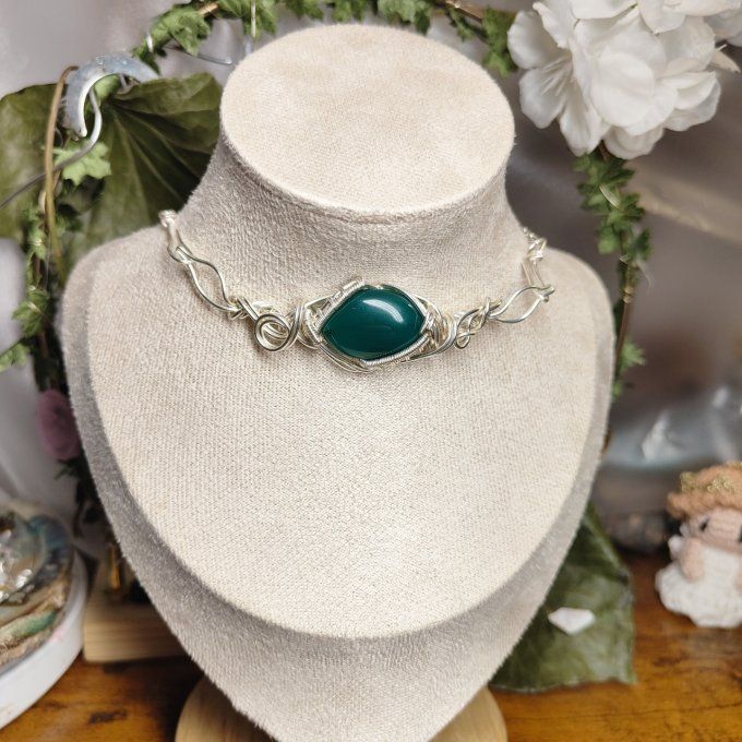 Collier Charms  Onyx verte :pierre des cœurs bléssés