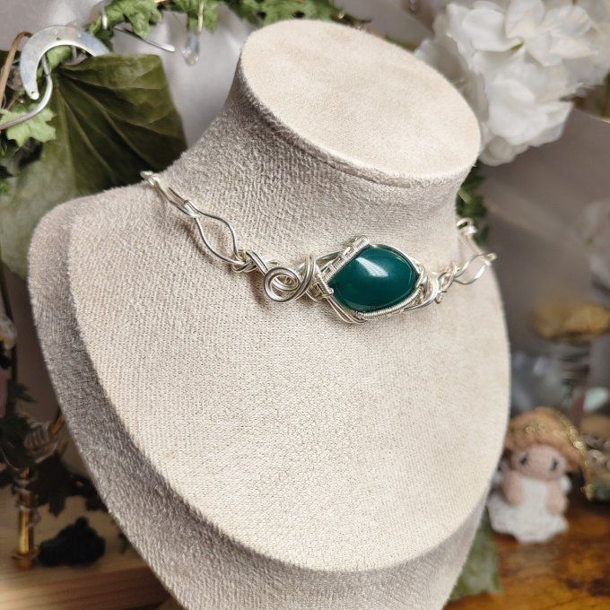 Collier Charms  Onyx verte :pierre des cœurs bléssés