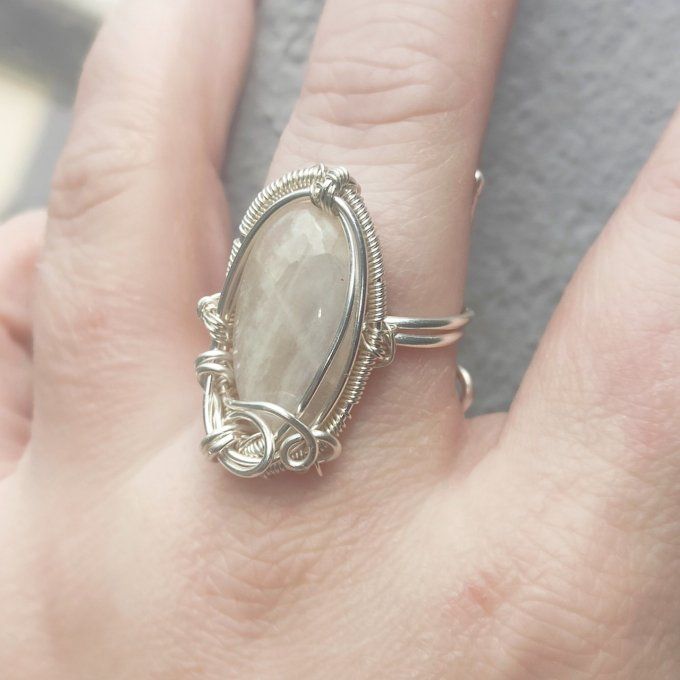 Belomorite , la pierre de lune pêche ✨ - bague parpaing