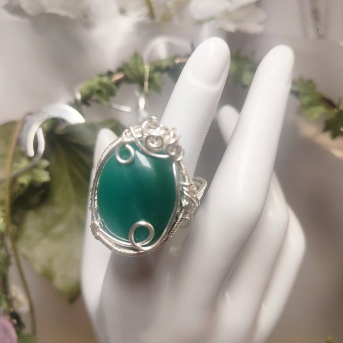 Bague Onyx verte courrone-ajustable