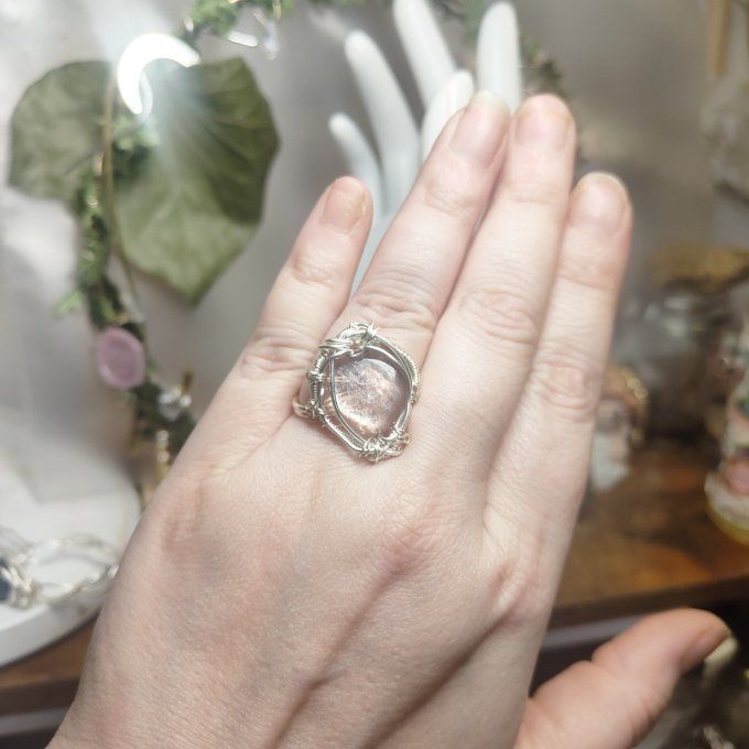 Bague courrone lepidolite gemme rose 