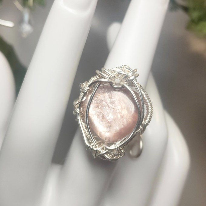 Bague courrone lepidolite gemme rose 