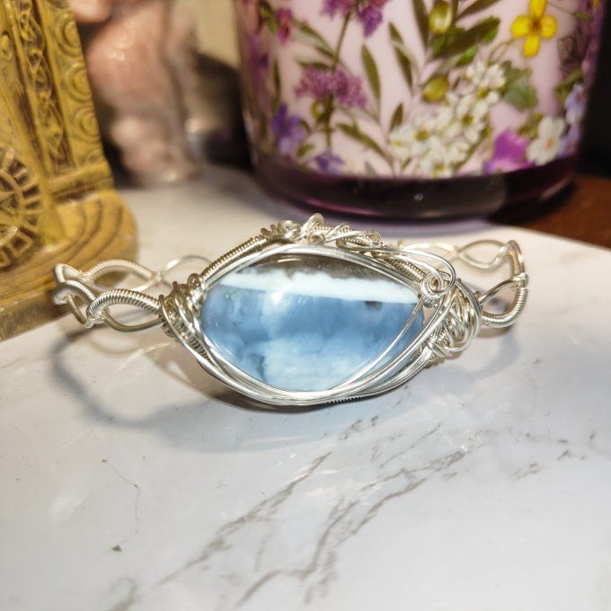 Bracelet torsade Opale Bleue Commune ✨– Communication & Libération Spirituelle✨ 