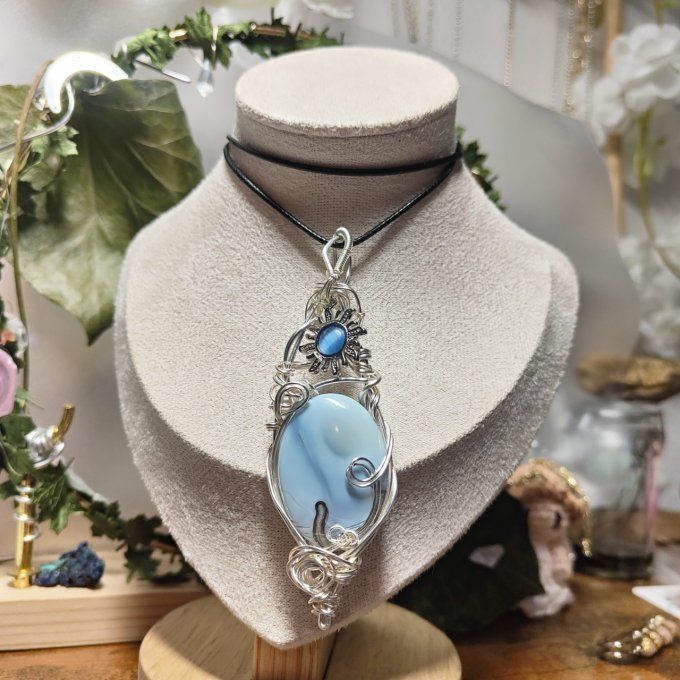 Amulette Opale Bleue Commune ✨– Communication & Libération Spirituelle✨ - soleil bleu 