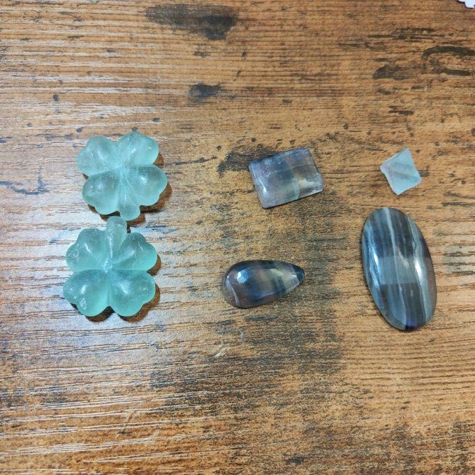 Cabochon fluorite 