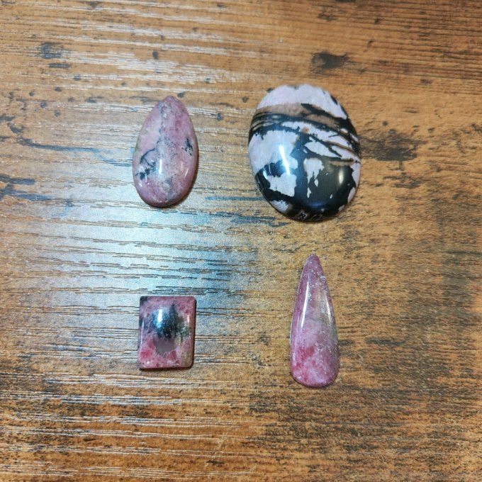 Rhodonite 