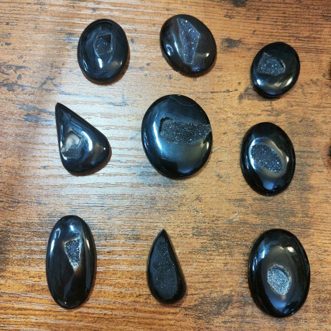 Onyx noir druzy , sardonyx