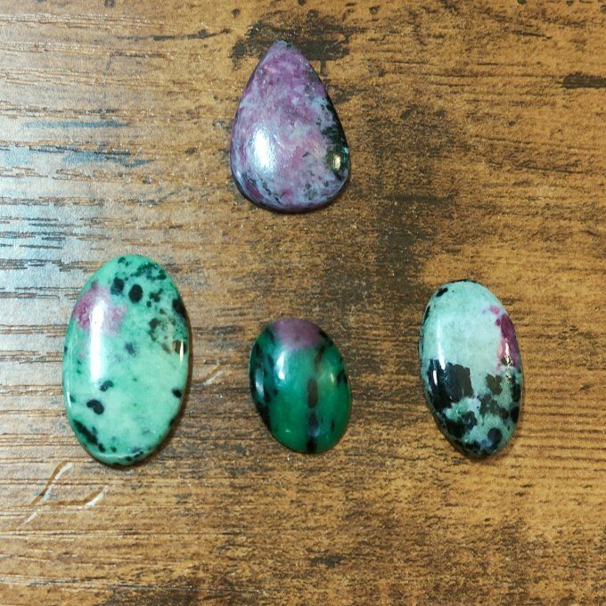 Rubis zoisite 
