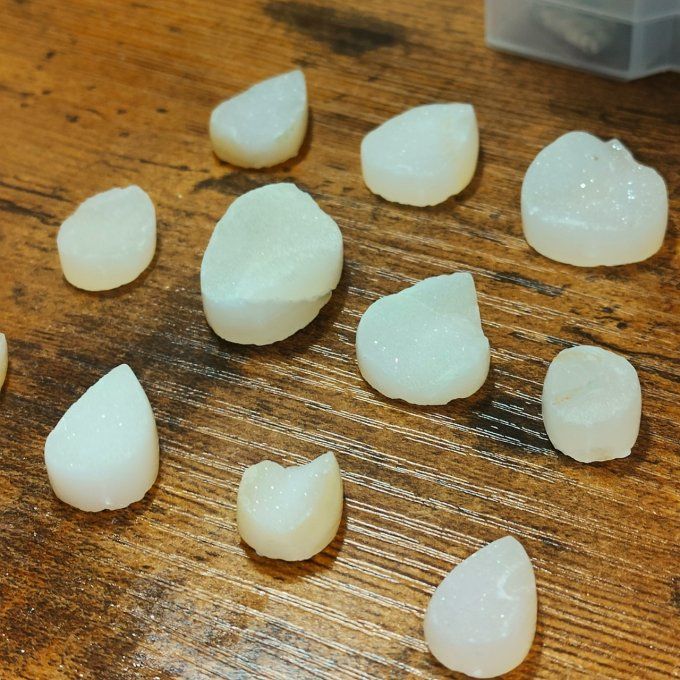 Agate blanche druzy