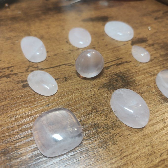 Quartz Rose dont une etoilé