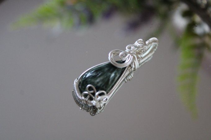 Seraphinite✨ L’Amulette d’Éveil et de Libération ✨promo