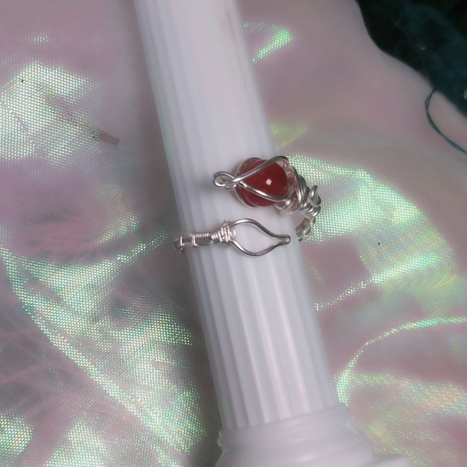 Bague perle cornaline tissé 