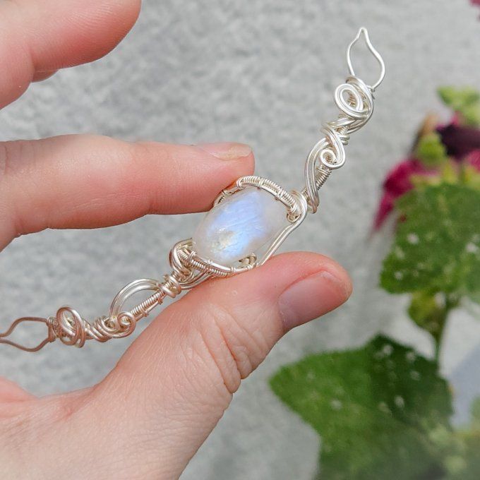 collier Charms pierre de lune (péristérite) : la pierre de lune arc en ciel