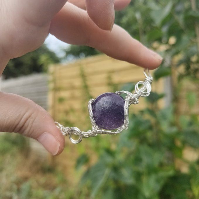 Collier Charms  Lepidolite ,pierre du jeu divin 