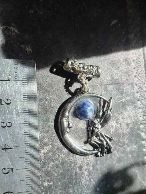 Pendentif Sodalite -fée de lune - Humilité, Courage Et Communication