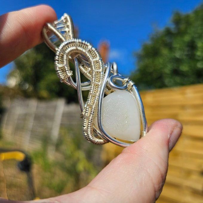  Agate Blanche – ✨Pierre de Douceur & d’Harmonie   ✨
