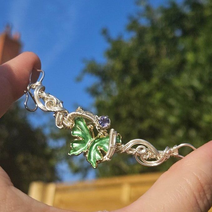 Collier Charms Tanzanite  :La pierre la plus rare