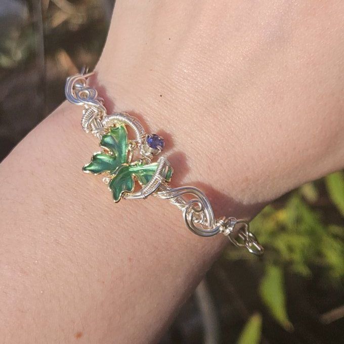 Collier Charms Tanzanite  :La pierre la plus rare