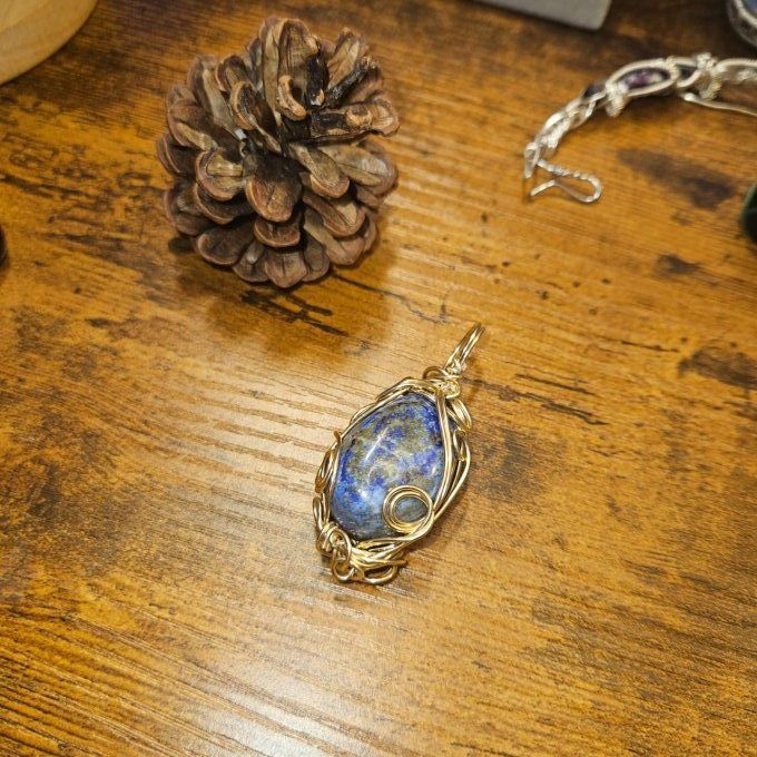 Fruit sacré lapis lazuli  - dorée