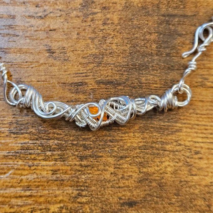 Collier Charms Opale de feu :pierre d'eveil