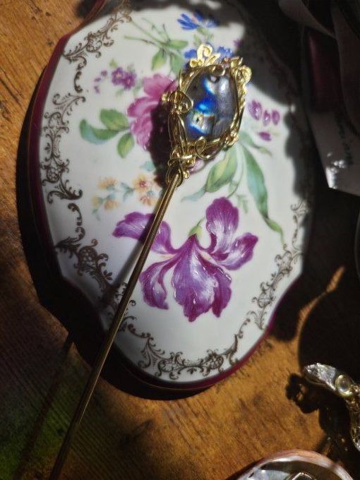  Pic à cheveux dorée Labradorite : confiance & protection.