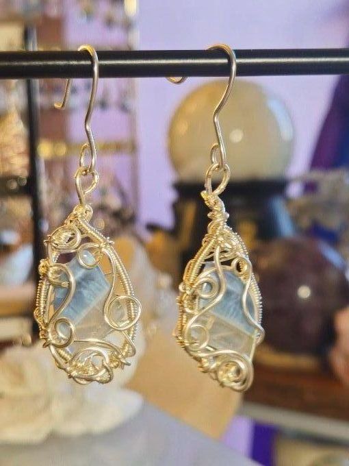 Reserver Boucles D’oreilles Opale Bleue   -Communication & Libération Spirituelle✨