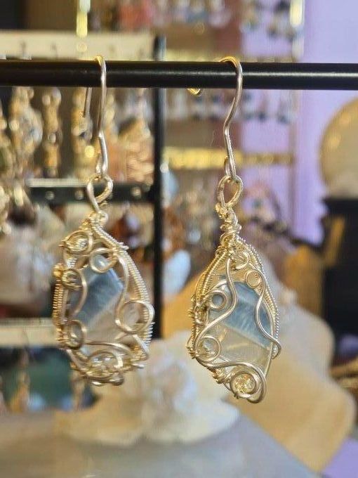 Reserver Boucles D’oreilles Opale Bleue   -Communication & Libération Spirituelle✨